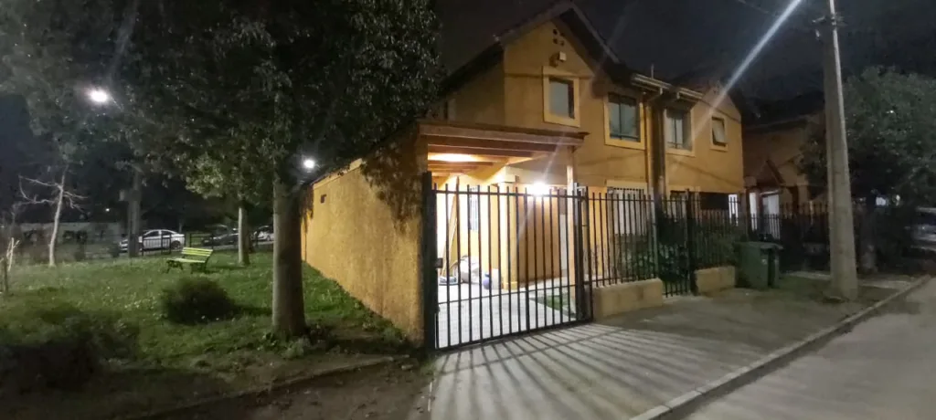 Hermosa Casa en Peñaflor 3d-3b En Sector Residencial Acceso Controlado